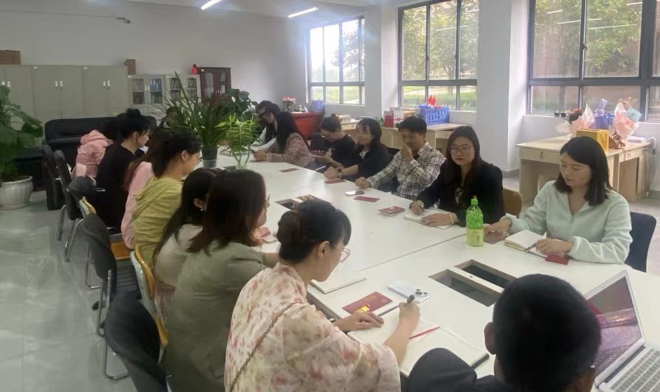 公共基礎(chǔ)教學(xué)部召開新學(xué)期工作安排會議