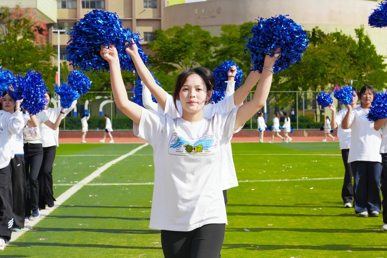 顏值與實力齊飛！云商啦啦操總決賽“青春力”爆表！