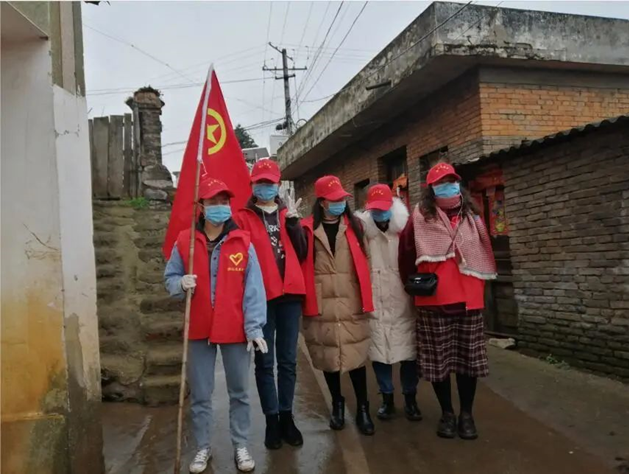 云南商務(wù)職業(yè)學(xué)院大學(xué)生積極參與疫情防控志愿服務(wù)工作