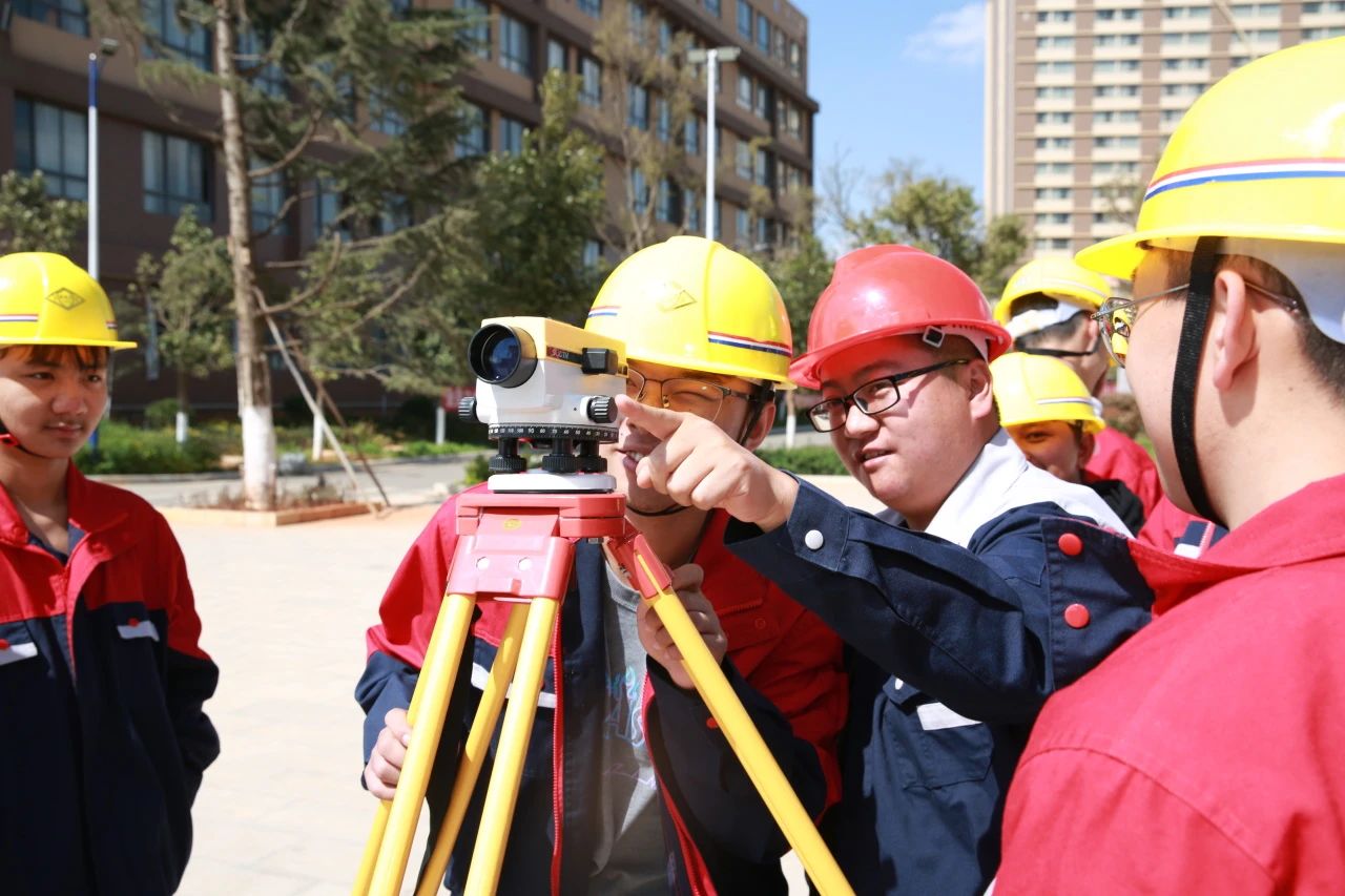 【走進(jìn)云商】安全與應(yīng)急技術(shù)學(xué)院 | 學(xué)應(yīng)急技能 做生命守護(hù)者